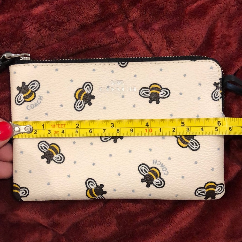 🔥Coach wristlets. Authentic! - Picture 5 of 5